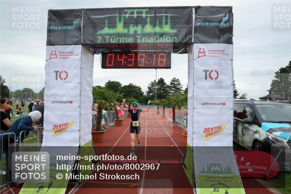 15.06.2025 - 7 Türme Triathlon Michael Strokosch http://msf.ph/oto/8002967 15.06.2025 14:39:17 Ziel 803 meine-sportfotos.de