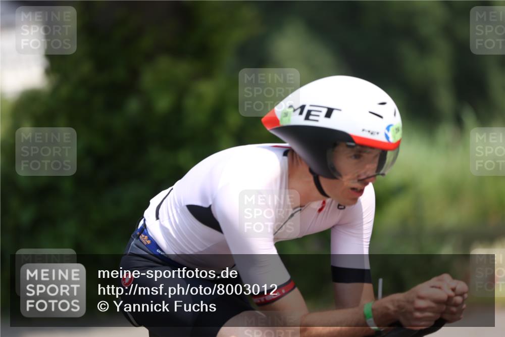 15.06.2025 - 7 Türme Triathlon Yannick Fuchs http://msf.ph/oto/8003012 15.06.2025 12:31:54 Radfahren 218, 303, 321 meine-sportfotos.de