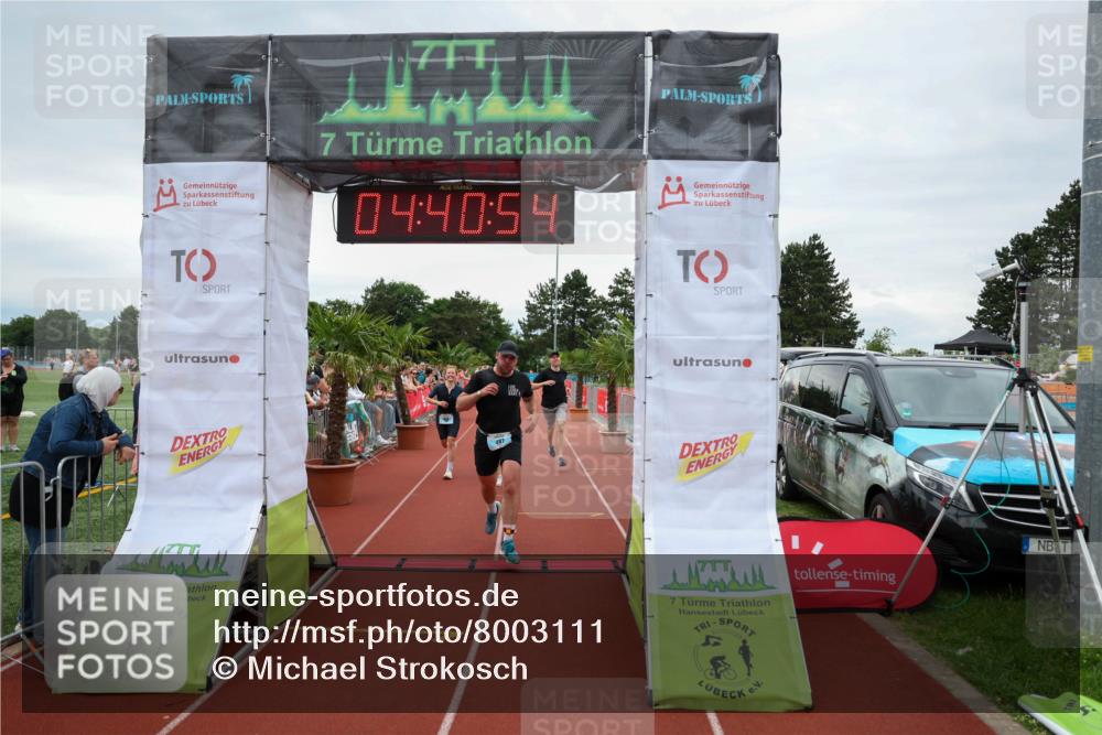 15.06.2025 - 7 Türme Triathlon Michael Strokosch http://msf.ph/oto/8003111 15.06.2025 14:40:53 Ziel 415, 487, 641 meine-sportfotos.de