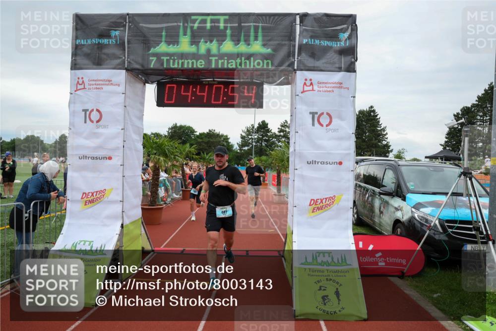 15.06.2025 - 7 Türme Triathlon Michael Strokosch http://msf.ph/oto/8003143 15.06.2025 14:40:54 Ziel 415, 487, 641 meine-sportfotos.de