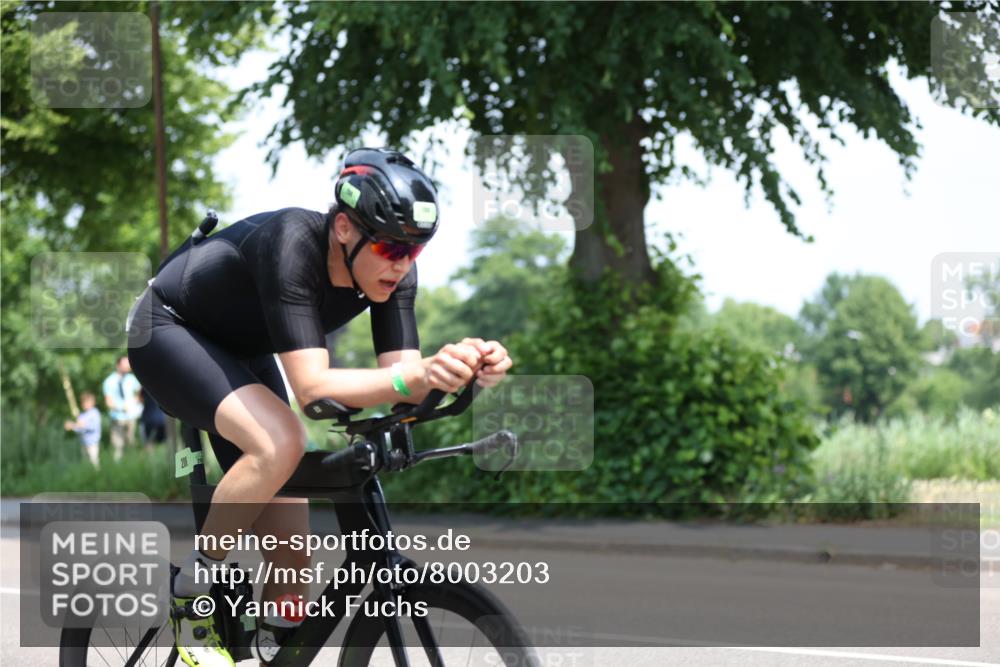 15.06.2025 - 7 Türme Triathlon Yannick Fuchs http://msf.ph/oto/8003203 15.06.2025 12:32:31 Radfahren 200 meine-sportfotos.de