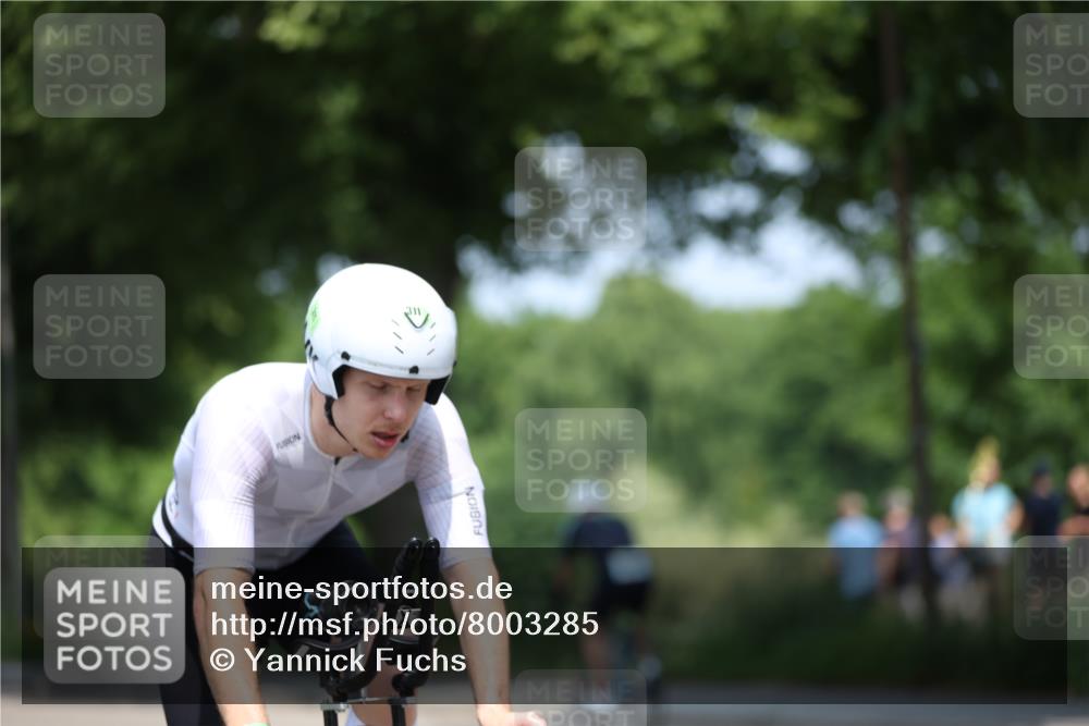 15.06.2025 - 7 Türme Triathlon Yannick Fuchs http://msf.ph/oto/8003285 15.06.2025 12:33:05 Radfahren 334 meine-sportfotos.de