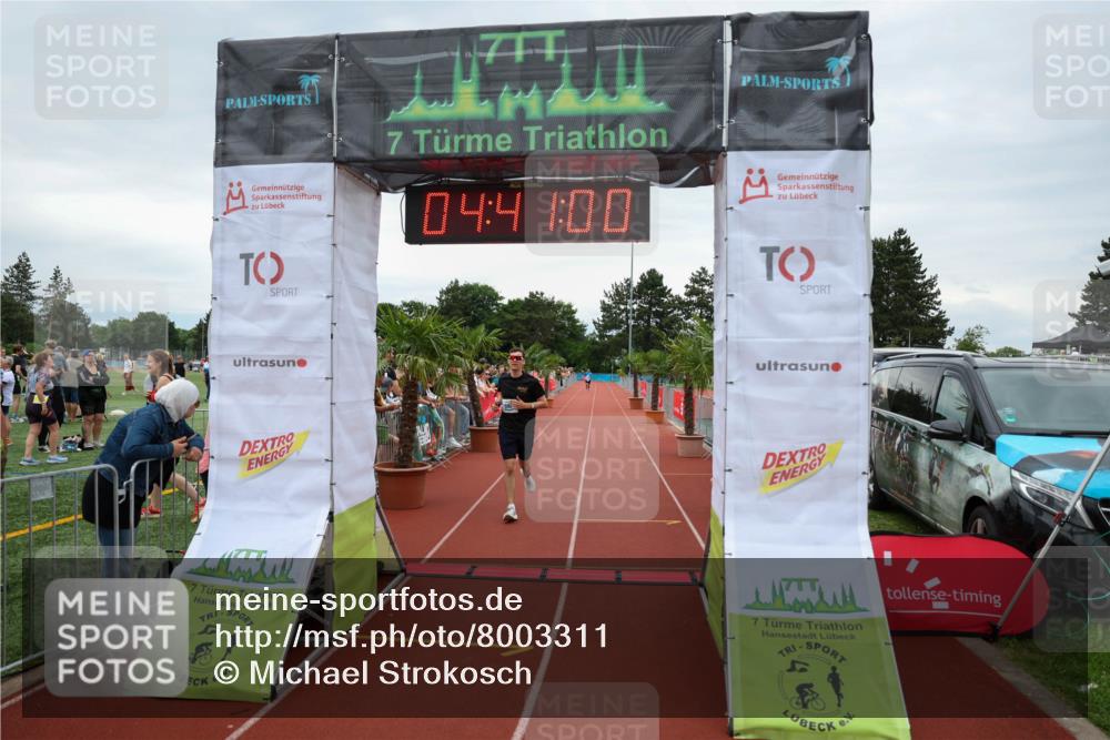 15.06.2025 - 7 Türme Triathlon Michael Strokosch http://msf.ph/oto/8003311 15.06.2025 14:40:59 Ziel 415, 487, 596 meine-sportfotos.de