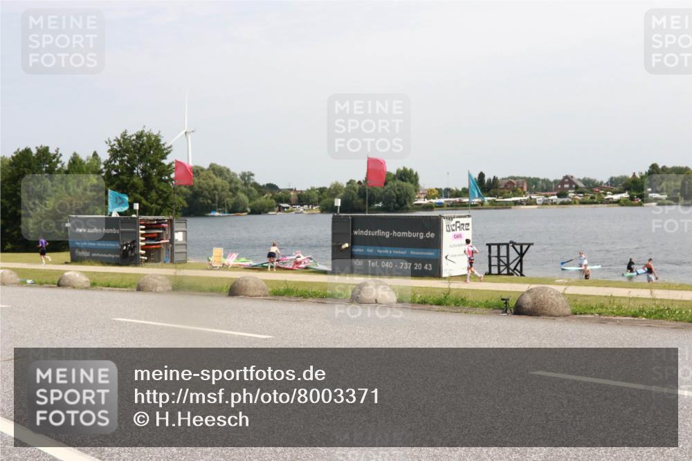 21.06.2025 - 27. Vierlanden-Triathlon H.Heesch http://msf.ph/oto/8003371 15.06.2025 11:48:06 Radfahren  meine-sportfotos.de