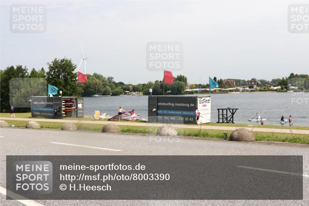 21.06.2025 - 27. Vierlanden-Triathlon H.Heesch http://msf.ph/oto/8003390 15.06.2025 11:48:07 Radfahren  meine-sportfotos.de