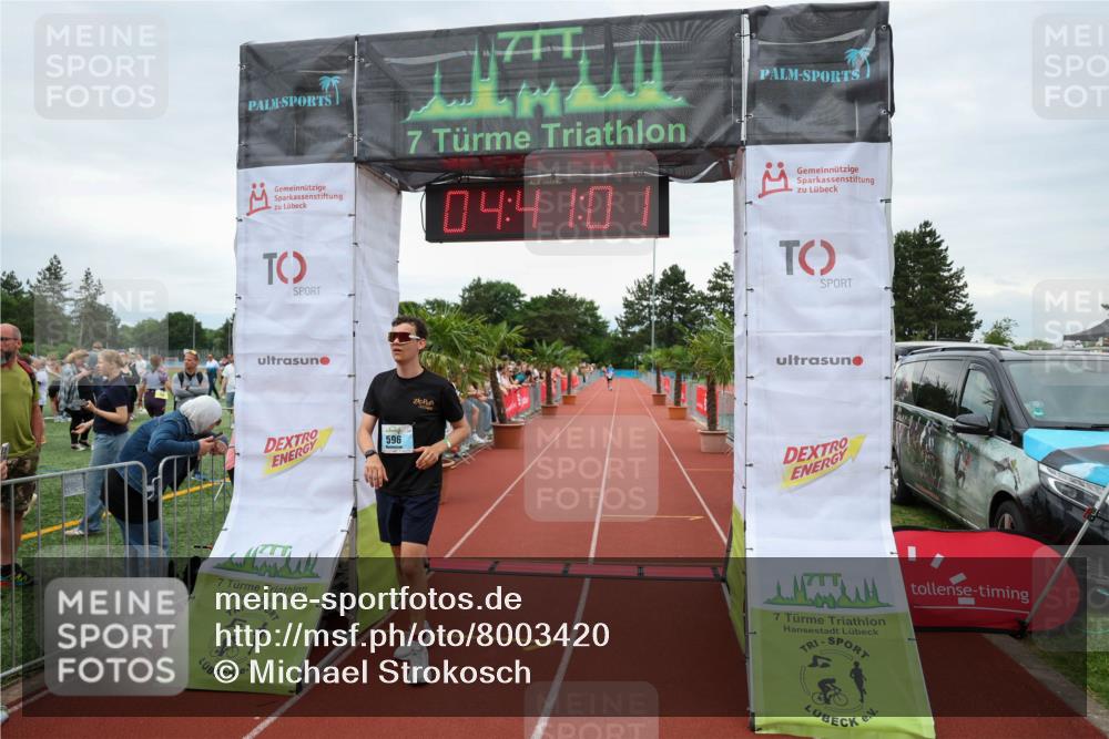 15.06.2025 - 7 Türme Triathlon Michael Strokosch http://msf.ph/oto/8003420 15.06.2025 14:41:01 Ziel 415, 487, 596 meine-sportfotos.de