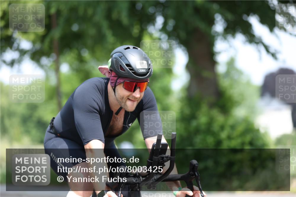 15.06.2025 - 7 Türme Triathlon Yannick Fuchs http://msf.ph/oto/8003425 15.06.2025 12:33:13 Radfahren 334, 544 meine-sportfotos.de