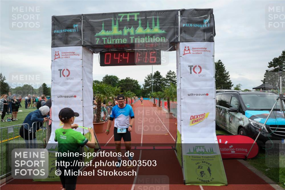15.06.2025 - 7 Türme Triathlon Michael Strokosch http://msf.ph/oto/8003503 15.06.2025 14:41:16 Ziel 625 meine-sportfotos.de