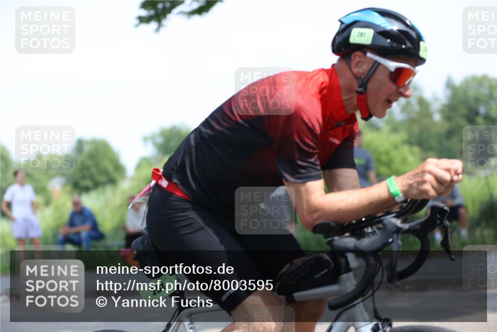 15.06.2025 - 7 Türme Triathlon Yannick Fuchs http://msf.ph/oto/8003595 15.06.2025 12:33:36 Radfahren  meine-sportfotos.de