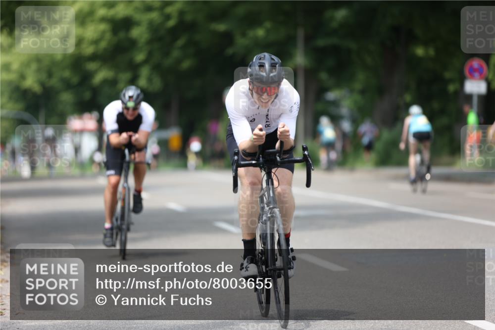 15.06.2025 - 7 Türme Triathlon Yannick Fuchs http://msf.ph/oto/8003655 15.06.2025 13:17:02 Radfahren 366, 563, 583, 706, 960, 1188 meine-sportfotos.de