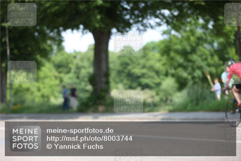 15.06.2025 - 7 Türme Triathlon Yannick Fuchs http://msf.ph/oto/8003744 15.06.2025 12:34:06 Radfahren 243 meine-sportfotos.de