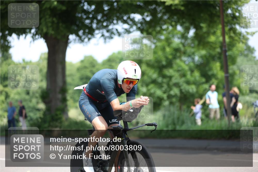 15.06.2025 - 7 Türme Triathlon Yannick Fuchs http://msf.ph/oto/8003809 15.06.2025 12:34:10 Radfahren 243 meine-sportfotos.de