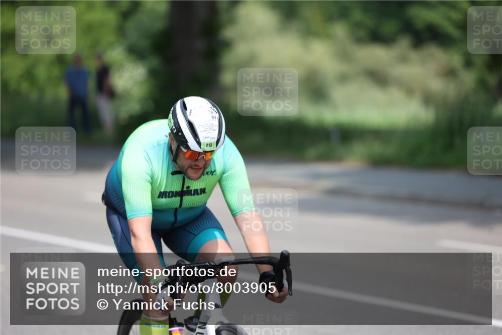 15.06.2025 - 7 Türme Triathlon Yannick Fuchs http://msf.ph/oto/8003905 15.06.2025 12:34:51 Radfahren 213, 338, 383 meine-sportfotos.de