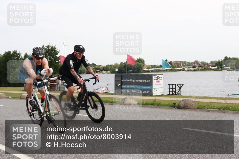 21.06.2025 - 27. Vierlanden-Triathlon H.Heesch http://msf.ph/oto/8003914 15.06.2025 11:52:27 Radfahren 767, 861, 951 meine-sportfotos.de