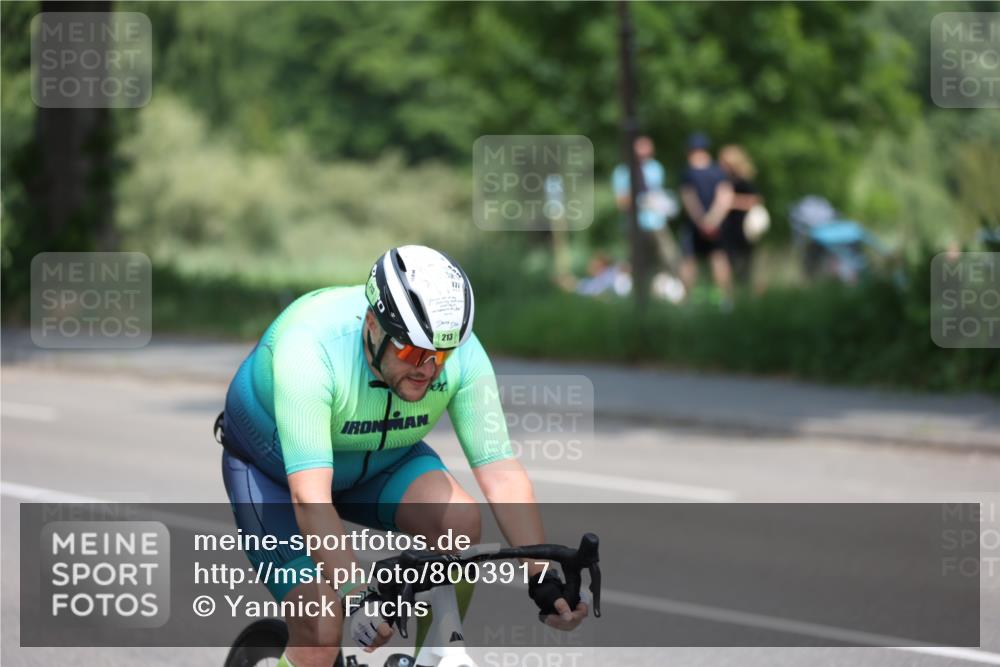 15.06.2025 - 7 Türme Triathlon Yannick Fuchs http://msf.ph/oto/8003917 15.06.2025 12:34:51 Radfahren 213, 338, 383 meine-sportfotos.de