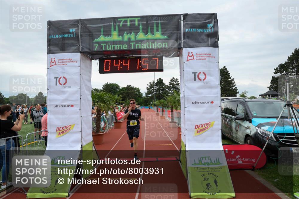 15.06.2025 - 7 Türme Triathlon Michael Strokosch http://msf.ph/oto/8003931 15.06.2025 14:41:57 Ziel 961 meine-sportfotos.de