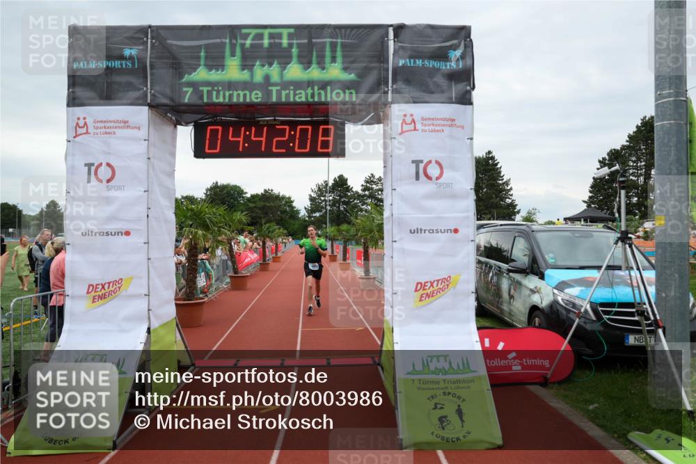 15.06.2025 - 7 Türme Triathlon Michael Strokosch http://msf.ph/oto/8003986 15.06.2025 14:42:08 Ziel 503 meine-sportfotos.de