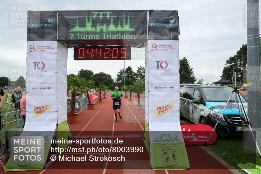 15.06.2025 - 7 Türme Triathlon Michael Strokosch http://msf.ph/oto/8003990 15.06.2025 14:42:08 Ziel 503 meine-sportfotos.de