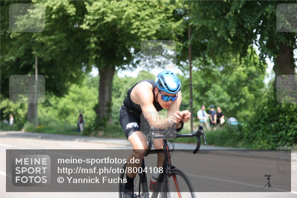 15.06.2025 - 7 Türme Triathlon Yannick Fuchs http://msf.ph/oto/8004108 15.06.2025 12:35:16 Radfahren 281, 652 meine-sportfotos.de