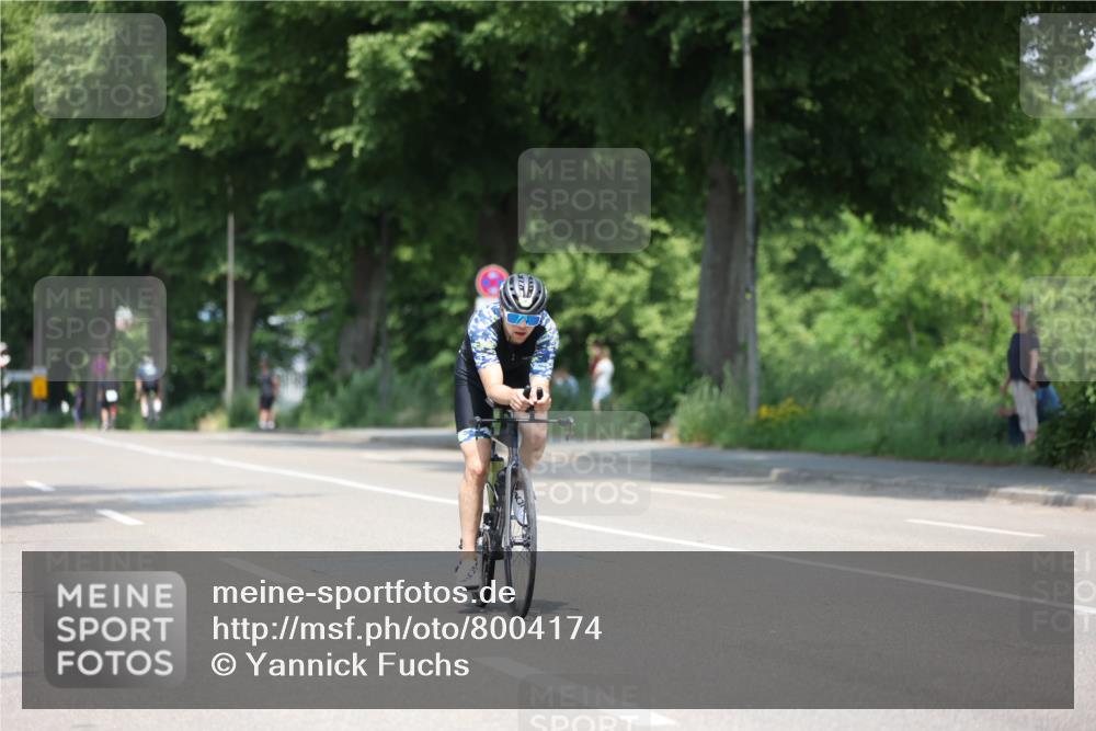 15.06.2025 - 7 Türme Triathlon Yannick Fuchs http://msf.ph/oto/8004174 15.06.2025 12:35:45 Radfahren 280, 522 meine-sportfotos.de