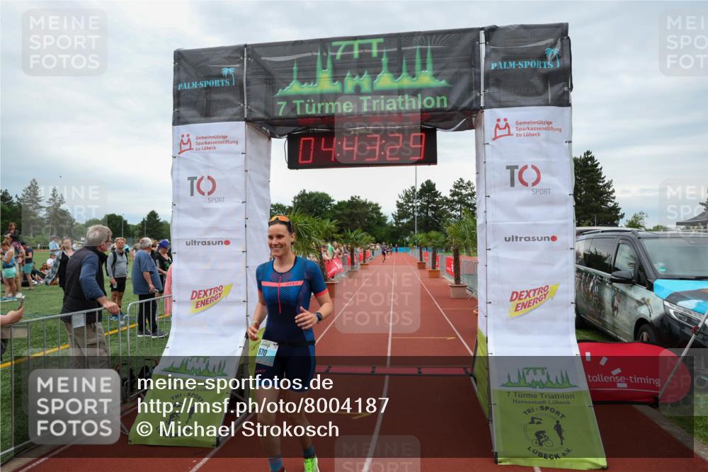 15.06.2025 - 7 Türme Triathlon Michael Strokosch http://msf.ph/oto/8004187 15.06.2025 14:43:29 Ziel 670 meine-sportfotos.de