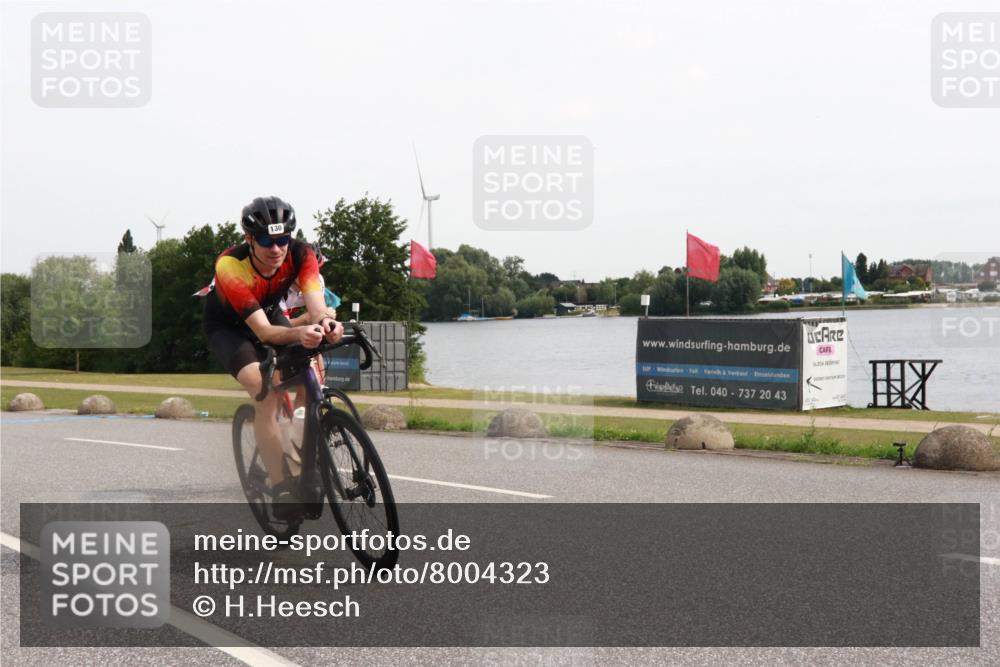 15.06.2025 - 27. Vierlanden-Triathlon H.Heesch http://msf.ph/oto/8004323 15.06.2025 10:33:32 Radfahren 100, 130, 176, 314, 326, 329 meine-sportfotos.de