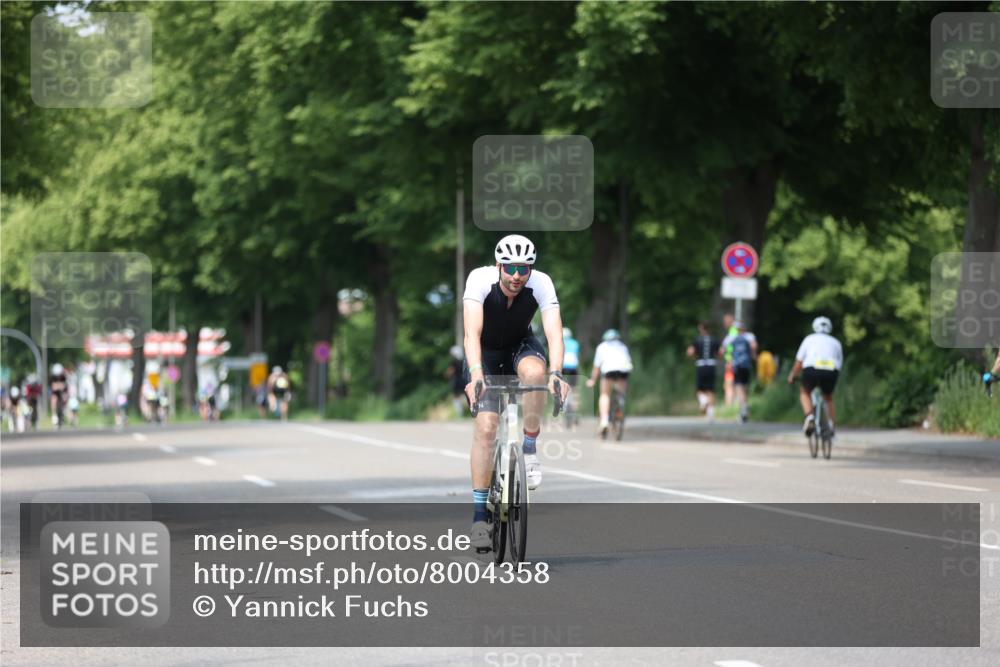 15.06.2025 - 7 Türme Triathlon Yannick Fuchs http://msf.ph/oto/8004358 15.06.2025 13:17:22 Radfahren 648, 819, 823 meine-sportfotos.de