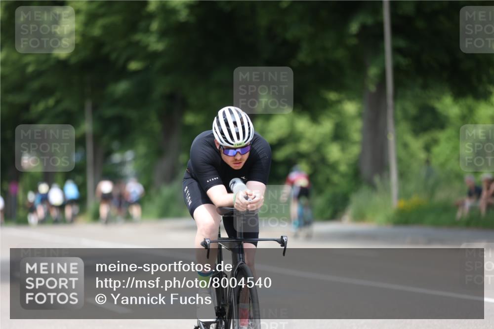 15.06.2025 - 7 Türme Triathlon Yannick Fuchs http://msf.ph/oto/8004540 15.06.2025 13:17:29 Radfahren 489, 543, 648, 894, 909 meine-sportfotos.de