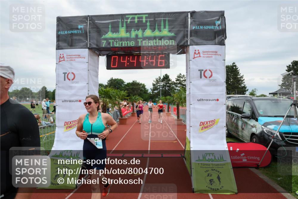 15.06.2025 - 7 Türme Triathlon Michael Strokosch http://msf.ph/oto/8004700 15.06.2025 14:44:45 Ziel 454, 525, 581, 617 meine-sportfotos.de