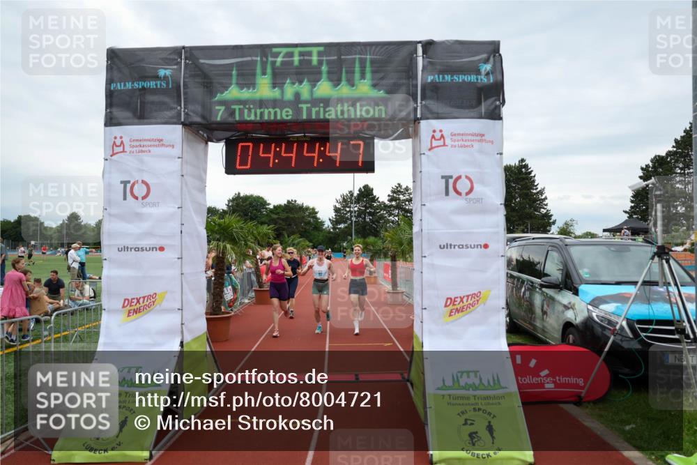 15.06.2025 - 7 Türme Triathlon Michael Strokosch http://msf.ph/oto/8004721 15.06.2025 14:44:47 Ziel 454, 525, 581, 617 meine-sportfotos.de