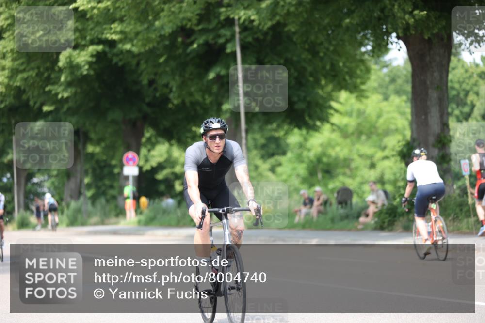 15.06.2025 - 7 Türme Triathlon Yannick Fuchs http://msf.ph/oto/8004740 15.06.2025 13:17:38 Radfahren 489, 543, 574, 590, 666, 764, 800, 850, 894 meine-sportfotos.de