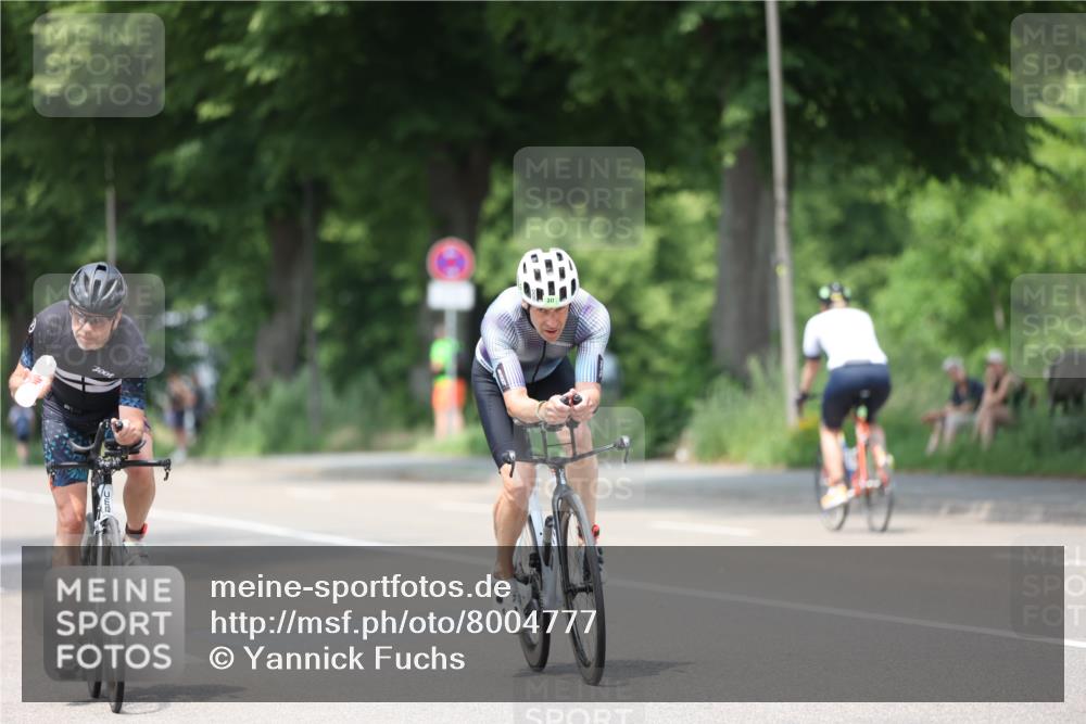 15.06.2025 - 7 Türme Triathlon Yannick Fuchs http://msf.ph/oto/8004777 15.06.2025 13:17:39 Radfahren 543, 574, 590, 666, 764, 800, 850 meine-sportfotos.de