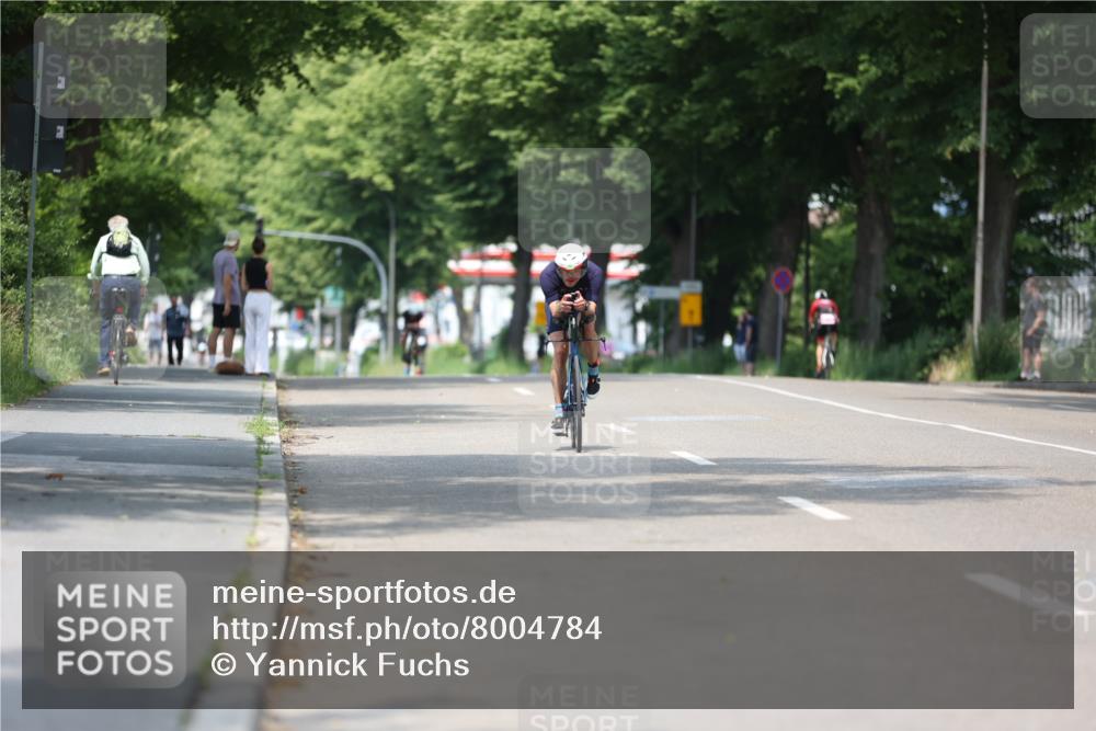 15.06.2025 - 7 Türme Triathlon Yannick Fuchs http://msf.ph/oto/8004784 15.06.2025 12:36:17 Radfahren 220, 667 meine-sportfotos.de