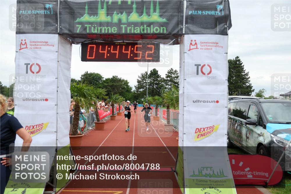 15.06.2025 - 7 Türme Triathlon Michael Strokosch http://msf.ph/oto/8004788 15.06.2025 14:44:52 Ziel 433, 525, 529, 581, 617 meine-sportfotos.de