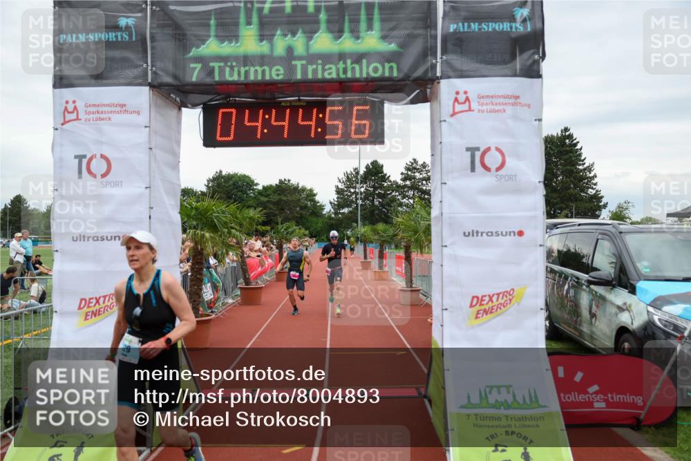 15.06.2025 - 7 Türme Triathlon Michael Strokosch http://msf.ph/oto/8004893 15.06.2025 14:44:56 Ziel 246, 329, 433, 525, 529, 617 meine-sportfotos.de