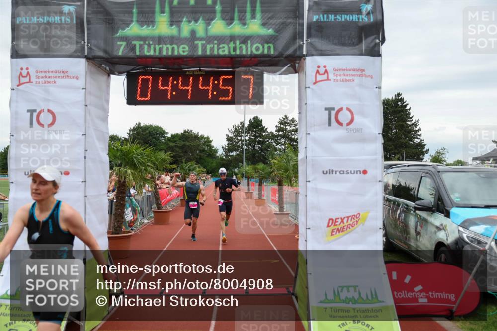 15.06.2025 - 7 Türme Triathlon Michael Strokosch http://msf.ph/oto/8004908 15.06.2025 14:44:56 Ziel 246, 329, 433, 525, 529, 617 meine-sportfotos.de