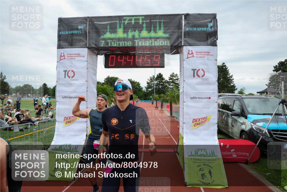 15.06.2025 - 7 Türme Triathlon Michael Strokosch http://msf.ph/oto/8004978 15.06.2025 14:44:58 Ziel 246, 329, 433, 529 meine-sportfotos.de
