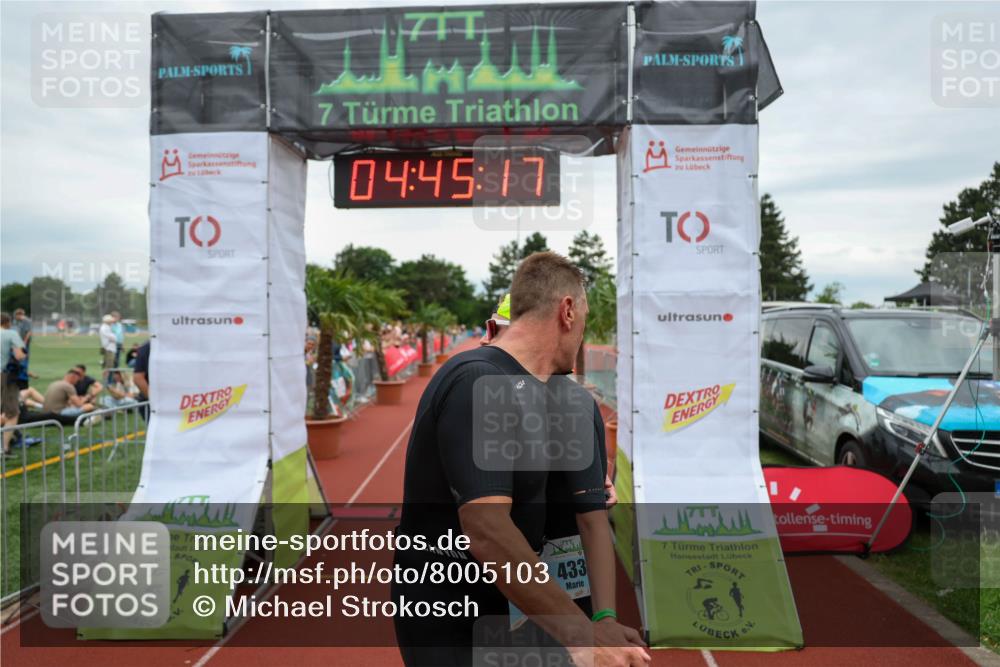 15.06.2025 - 7 Türme Triathlon Michael Strokosch http://msf.ph/oto/8005103 15.06.2025 14:45:17 Ziel 434 meine-sportfotos.de