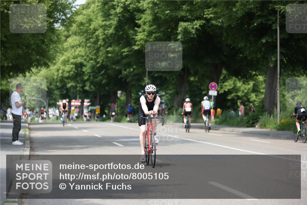 15.06.2025 - 7 Türme Triathlon Yannick Fuchs http://msf.ph/oto/8005105 15.06.2025 13:18:02 Radfahren 198, 205, 556, 605, 720, 768, 799, 829, 843, 1009, 1022, 1046, 1089, 1094, 1125 meine-sportfotos.de
