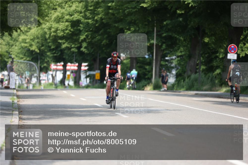 15.06.2025 - 7 Türme Triathlon Yannick Fuchs http://msf.ph/oto/8005109 15.06.2025 12:36:46 Radfahren 212 meine-sportfotos.de