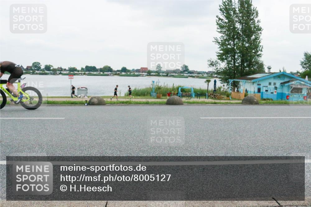 21.06.2025 - 27. Vierlanden-Triathlon H.Heesch http://msf.ph/oto/8005127 15.06.2025 13:01:24 Radfahren 1099, 1105, 1132, 1149 meine-sportfotos.de