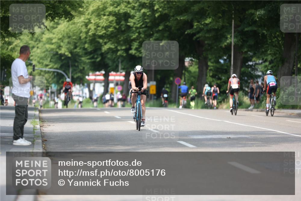 15.06.2025 - 7 Türme Triathlon Yannick Fuchs http://msf.ph/oto/8005176 15.06.2025 13:18:04 Radfahren 198, 205, 556, 605, 720, 768, 799, 829, 843, 1009, 1022, 1046, 1089, 1094, 1125 meine-sportfotos.de