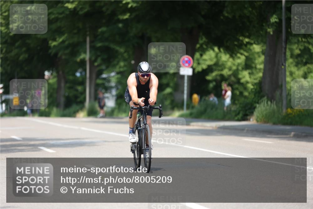 15.06.2025 - 7 Türme Triathlon Yannick Fuchs http://msf.ph/oto/8005209 15.06.2025 12:37:00 Radfahren 295 meine-sportfotos.de