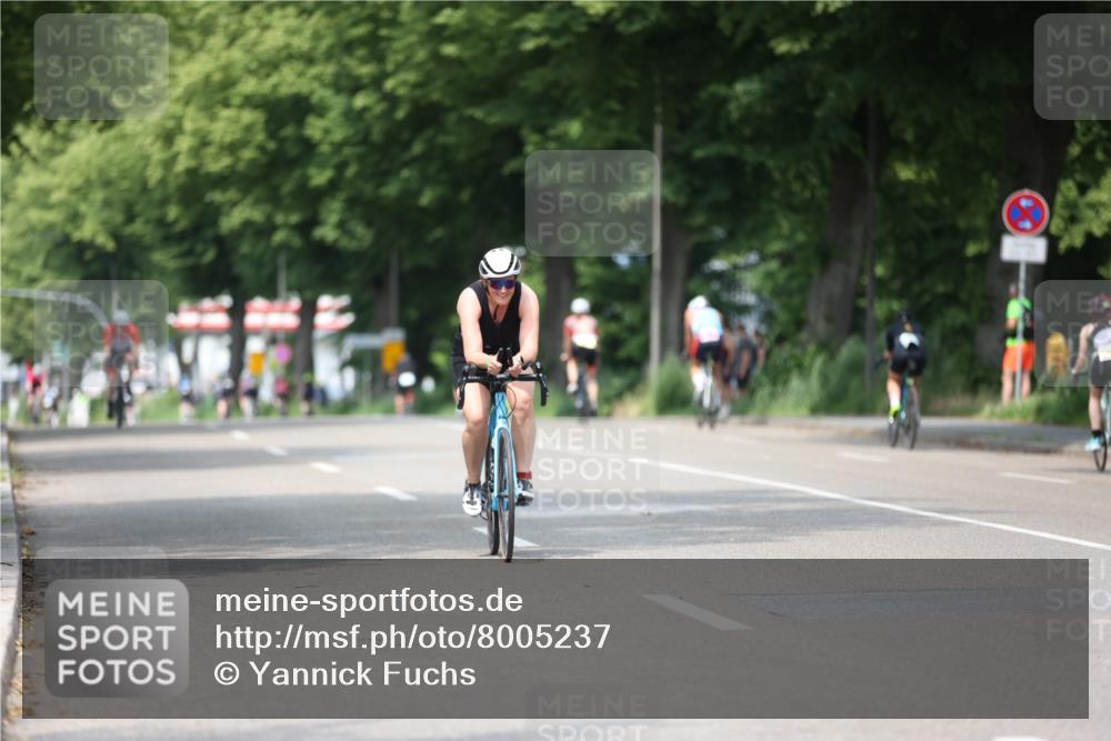 15.06.2025 - 7 Türme Triathlon Yannick Fuchs http://msf.ph/oto/8005237 15.06.2025 13:18:05 Radfahren 205, 556, 605, 768, 799, 829, 843, 878, 1009, 1022, 1046, 1089, 1094 meine-sportfotos.de