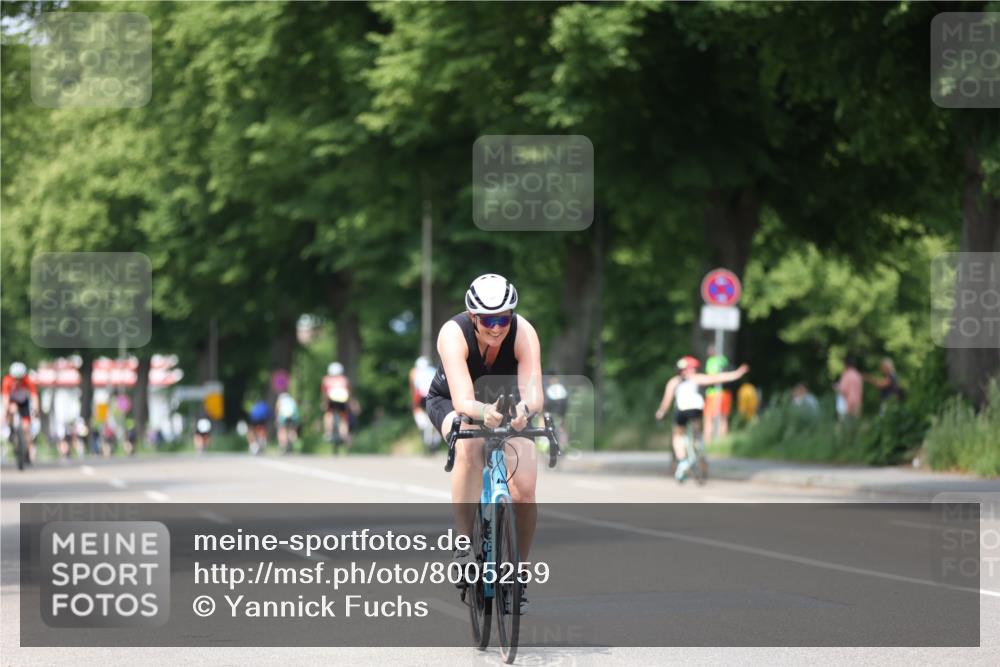 15.06.2025 - 7 Türme Triathlon Yannick Fuchs http://msf.ph/oto/8005259 15.06.2025 13:18:06 Radfahren 205, 556, 768, 799, 843, 878, 1009, 1022, 1046, 1089, 1094 meine-sportfotos.de