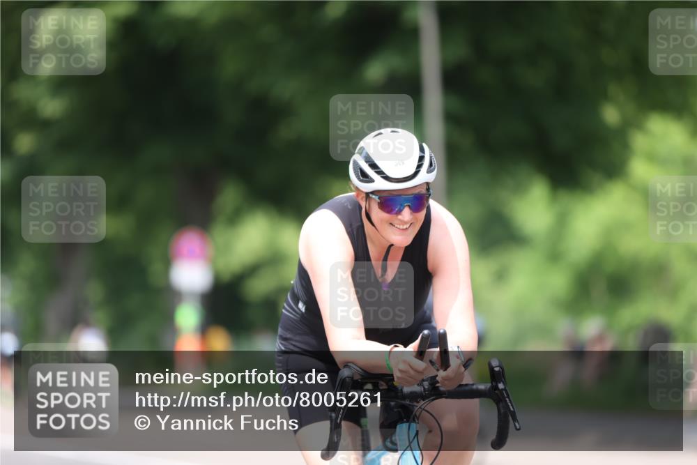 15.06.2025 - 7 Türme Triathlon Yannick Fuchs http://msf.ph/oto/8005261 15.06.2025 13:18:07 Radfahren 205, 556, 768, 799, 843, 878, 1022, 1046, 1089, 1094 meine-sportfotos.de