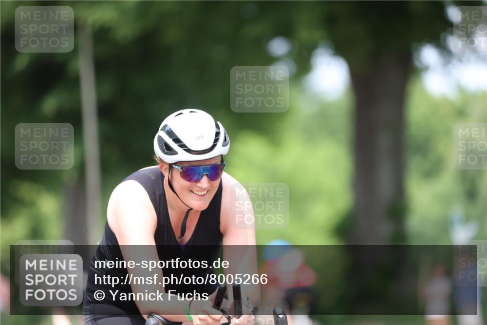 15.06.2025 - 7 Türme Triathlon Yannick Fuchs http://msf.ph/oto/8005266 15.06.2025 13:18:07 Radfahren 205, 556, 768, 799, 843, 878, 1022, 1046, 1089, 1094 meine-sportfotos.de