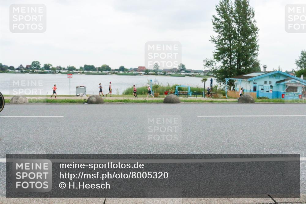 21.06.2025 - 27. Vierlanden-Triathlon H.Heesch http://msf.ph/oto/8005320 15.06.2025 13:02:20 Radfahren 1106 meine-sportfotos.de