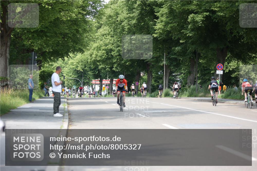 15.06.2025 - 7 Türme Triathlon Yannick Fuchs http://msf.ph/oto/8005327 15.06.2025 13:18:09 Radfahren 205, 408, 768, 843, 878, 1022, 1089, 1094 meine-sportfotos.de