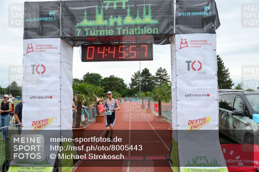 15.06.2025 - 7 Türme Triathlon Michael Strokosch http://msf.ph/oto/8005443 15.06.2025 14:45:56 Ziel 306, 479 meine-sportfotos.de